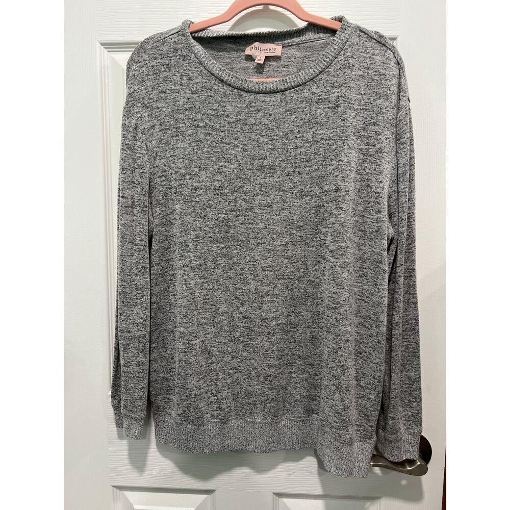 Philosophy soft long sleeve heather grey top women's size large (L)